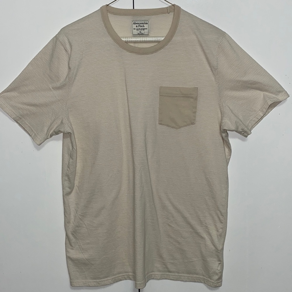 ABERCROMBIE & FINCH T-SHIRT